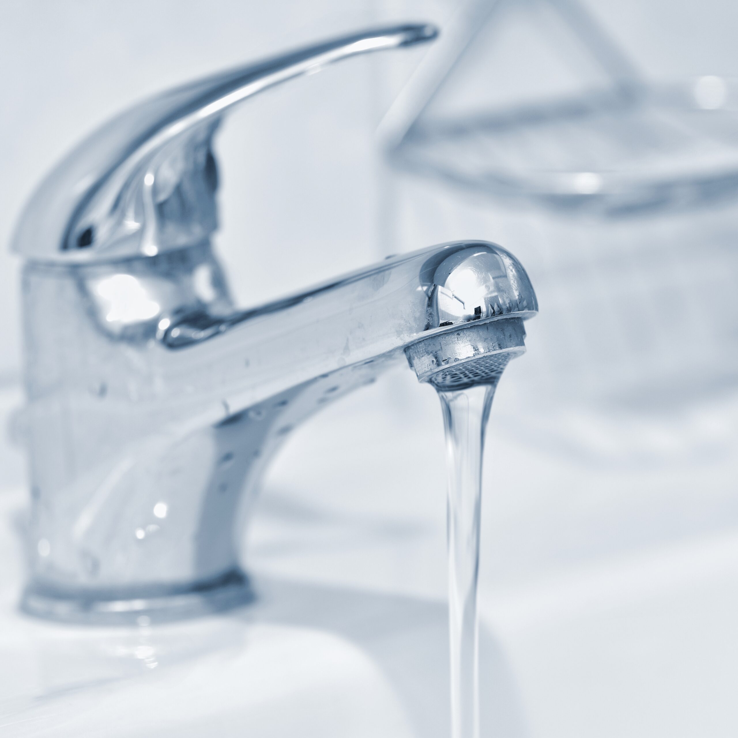 close up water running